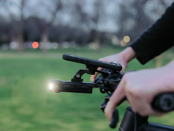 Light/Camera Adaptor