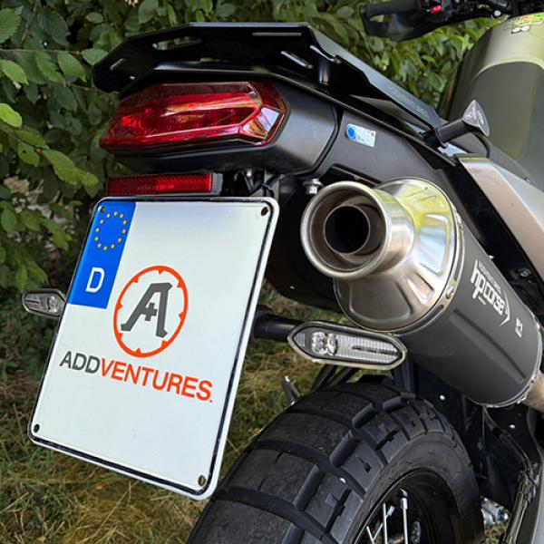 Yamaha Ténéré 700 Addventure Upgrade Set | HP Corse SP-2 Black + ADDVENTURES Kennzeichenhalter