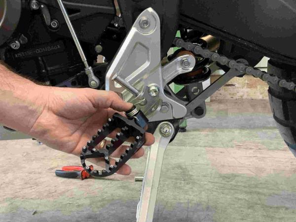 Fußrasten Cross für Yamaha Tenere 700